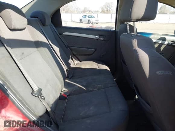 ✅ 2010 Chevrolet Aveo 1LT • VIN: KL1TD5DE7AB101084 • Lot: 41629478. Wystawiony na IAAI z przebiegiem 171 720 mil. Bezpłatny archiwum sprzedaży aukcyjnych z USA i szczegółowy raport historii pojazdu na DreamBid. Zdjęcie 8.