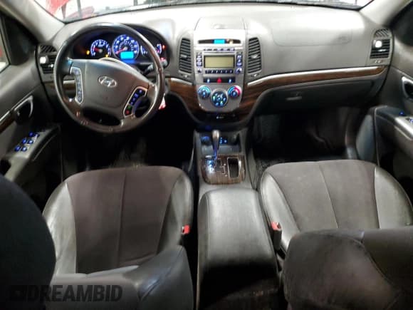 ✅ 2011 Hyundai Santa Fe SE • VIN: 5XYZHDAG2BG064248 • Lot: 84540744. Listed on Copart with 179,381 mi. Free auction sales archive from the USA and detailed vehicle history report at DreamBid. Image 8.