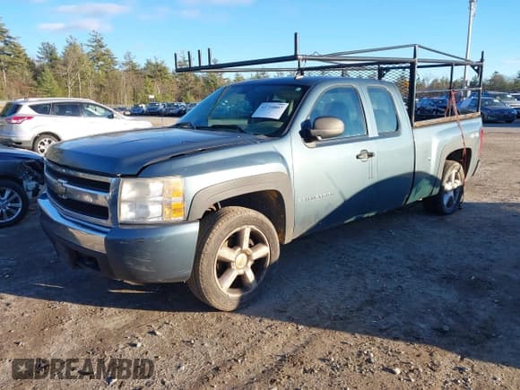 ✅ 2008 Chevrolet Silverado 1500 1LT • VIN: 1GCEK19CX8Z167346 • Lot: 43710807. Listed on IAAI with 401,350 mi. Free auction sales archive from the USA and detailed vehicle history report at DreamBid. Image 2.