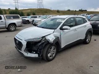 ✅ 2019 Hyundai Kona SE • VIN: KM8K1CAA6KU284515 • Лот: 70481744. Опубликован ранее на Copart с пробегом 38 715 миль. Бесплатный доступ к архиву аукционных продаж из США и подробный отчёт об истории автомобиля на DreamBid. Изображение 1.