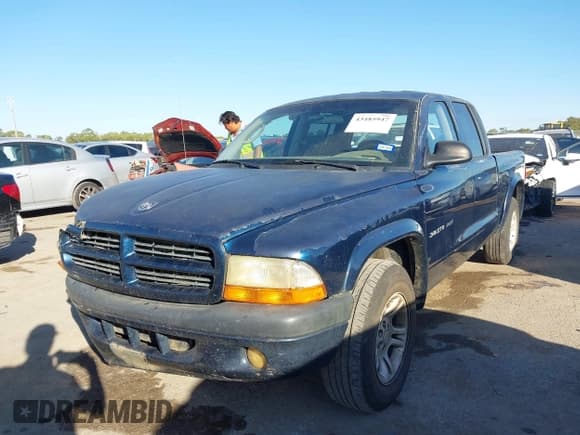 ✅ 2002 Dodge Dakota Sport • VIN: 1B7HL38X12S720072 • Лот: 43485947. Опубликован ранее на IAAI с пробегом 221 604 миль. Бесплатный доступ к архиву аукционных продаж из США и подробный отчёт об истории автомобиля на DreamBid. Изображение 17.