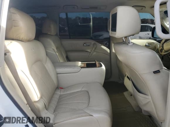 ✅ 2013 Infiniti QX56 • VIN: JN8AZ2NF8D9530063 • Lot: 90108805. Wystawiony na Copart z przebiegiem 294 994 mil. Bezpłatny archiwum sprzedaży aukcyjnych z USA i szczegółowy raport historii pojazdu na DreamBid. Zdjęcie 11.