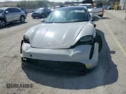 ✅ 2022 Porsche Taycan 4S • VIN: WP0AB2Y17NSA43448 • Lot: 48433145. Wystawiony na Copart z przebiegiem 5 222 mil. Bezpłatny archiwum sprzedaży aukcyjnych z USA i szczegółowy raport historii pojazdu na DreamBid. Zdjęcie 13.