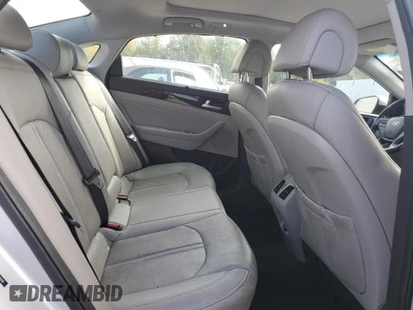 ✅ 2016 Hyundai Sonata Sport • VIN: 5NPE34AF3GH299908 • Lot: 90787955. Listed on Copart with 92,507 mi. Free auction sales archive from the USA and detailed vehicle history report at DreamBid. Image 10.