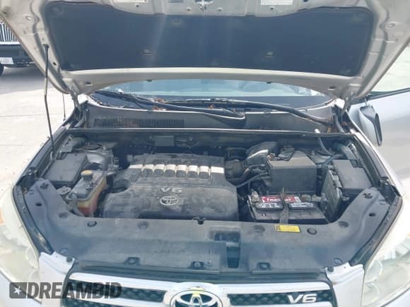 ✅ 2008 Toyota RAV4 Limited • VIN: JTMZK31V386015095 • Lot: 42756962. Listed on IAAI with 79,547 mi. Free auction sales archive from the USA and detailed vehicle history report at DreamBid. Image 10.