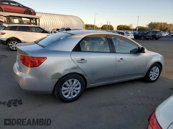 ✅ 2010 Kia Forte EX • VIN: KNAFU4A26A5249961 • Lot: 93815435. Listed on Copart with 159,645 mi. Free auction sales archive from the USA and detailed vehicle history report at DreamBid. Image 3.