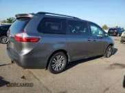 ✅ 2018 Toyota Sienna XLE Auto Access Seat • VIN: 5TDYZ3DC7JS941426 • Lot: 80906085. Listed on Copart with 178,603 mi. Free auction sales archive from the USA and detailed vehicle history report at DreamBid. Image 3.