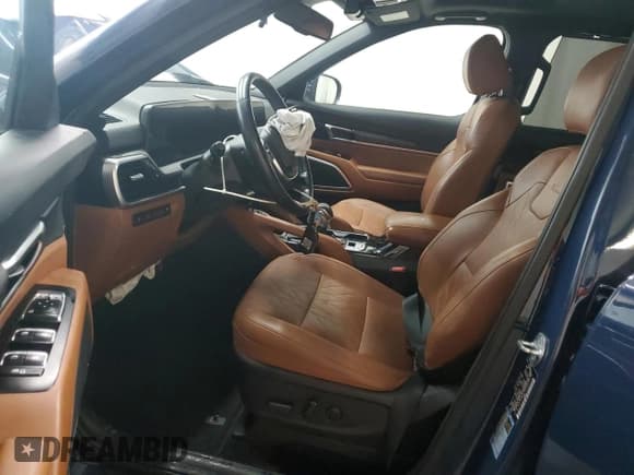 ✅ 2023 Kia Telluride EX X-Line • VIN: 5XYP3DGCXPG396410 • Lot: 68757245. Wystawiony na Copart z przebiegiem 76 020 mil. Bezpłatny archiwum sprzedaży aukcyjnych z USA i szczegółowy raport historii pojazdu na DreamBid. Zdjęcie 7.