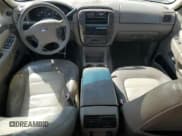 ✅ 2004 Ford Explorer Eddie Bauer • VIN: 1FMDU64KX4UB75290 • Лот: 86783445. Опубликован ранее на Copart с пробегом 183 975 миль. Бесплатный доступ к архиву аукционных продаж из США и подробный отчёт об истории автомобиля на DreamBid. Изображение 8.