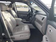 ✅ 2012 Honda Pilot Touring • VIN: 5FNYF3H94CB035345 • Lot: 43818077. Wystawiony na IAAI z przebiegiem 165 510 mil. Bezpłatny archiwum sprzedaży aukcyjnych z USA i szczegółowy raport historii pojazdu na DreamBid. Zdjęcie 5.