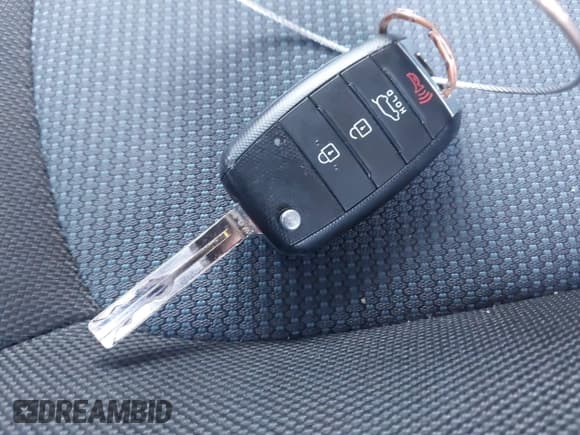 ✅ 2014 Kia Sportage LX • VIN: KNDPB3ACXE7642940 • Lot: 43524915. Wystawiony na IAAI z przebiegiem 150 738 mil. Bezpłatny archiwum sprzedaży aukcyjnych z USA i szczegółowy raport historii pojazdu na DreamBid. Zdjęcie 11.