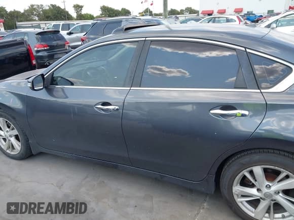 ✅ 2013 Nissan Altima SV • VIN: 1N4AL3AP7DC200893 • Лот: 42933867. Опубликован ранее на IAAI с пробегом 144 769 миль. Бесплатный доступ к архиву аукционных продаж из США и подробный отчёт об истории автомобиля на DreamBid. Изображение 15.