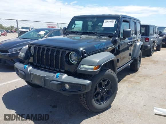 ✅ 2023 Jeep Wrangler • VIN: 1C4JJXN65PW628974 • Lot: 42867075. Wystawiony na IAAI z przebiegiem 62 357 mil. Bezpłatny archiwum sprzedaży aukcyjnych z USA i szczegółowy raport historii pojazdu na DreamBid. Zdjęcie 17.