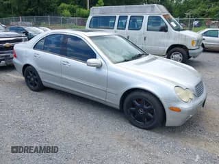 ✅ 2003 Mercedes-Benz C 240 • VIN: WDBRF81J73F366372 • Lot: 42715567. Wystawiony na IAAI z przebiegiem 159 500 mil. Bezpłatny archiwum sprzedaży aukcyjnych z USA i szczegółowy raport historii pojazdu na DreamBid. Zdjęcie 1.