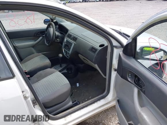 ✅ 2007 Ford Focus S • VIN: 1FAFP34N97W355095 • Lot: 43171858. Wystawiony na IAAI z przebiegiem 109 763 mil. Bezpłatny archiwum sprzedaży aukcyjnych z USA i szczegółowy raport historii pojazdu na DreamBid. Zdjęcie 5.