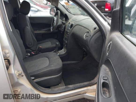 ✅ 2010 Chevrolet HHR 1LT • VIN: 3GNBABDB2AS634506 • Lot: 41823269. Listed on IAAI with 206,845 mi. Free auction sales archive from the USA and detailed vehicle history report at DreamBid. Image 5.