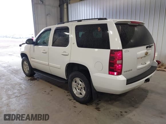 ✅ 2007 Chevrolet Tahoe LT • VIN: 1GNFK13007J357101 • Lot: 43449737. Wystawiony na IAAI z przebiegiem 166 876 mil. Bezpłatny archiwum sprzedaży aukcyjnych z USA i szczegółowy raport historii pojazdu na DreamBid. Zdjęcie 3.