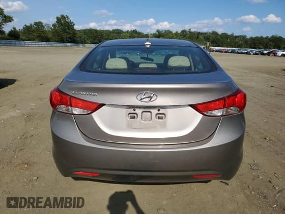 ✅ 2013 Hyundai Elantra GLS • VIN: 5NPDH4AE9DH257789 • Lot: 71285505. Listed on Copart with 60,960 mi. Free auction sales archive from the USA and detailed vehicle history report at DreamBid. Image 6.