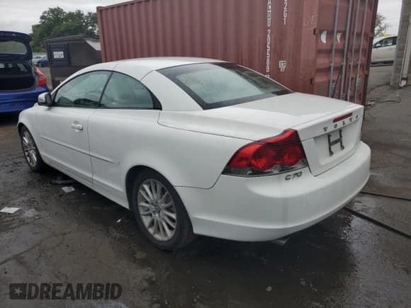 ✅ 2009 Volvo C70 • VIN: YV1MC67209J071512 • Lot: 72739724. Wystawiony na Copart z przebiegiem 101 877 mil. Bezpłatny archiwum sprzedaży aukcyjnych z USA i szczegółowy raport historii pojazdu na DreamBid. Zdjęcie 2.