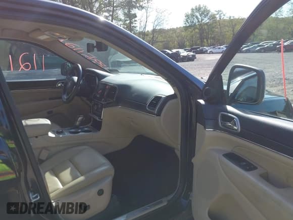 ✅ 2019 Jeep Grand Cherokee Limited • VIN: 1C4RJFBG8KC782406 • Lot: 43351121. Listed on IAAI with 61,725 mi. Free auction sales archive from the USA and detailed vehicle history report at DreamBid. Image 5.