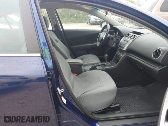 ✅ 2010 Mazda 6 i Sport • VIN: 1YVHZ8BH1A5M36767 • Lot: 43128841. Wystawiony na IAAI z przebiegiem 154 267 mil. Bezpłatny archiwum sprzedaży aukcyjnych z USA i szczegółowy raport historii pojazdu na DreamBid. Zdjęcie 5.