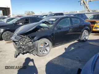2011 Dodge Avenger Lux с VIN 1B3BD2FBXBN544272, выставлен на аукционе Copart как лот 80228774 с пробегом 164 490 миль миль и Списание • Salvage title. История ставок и продаж доступна на DreamBid. Изображение 1.