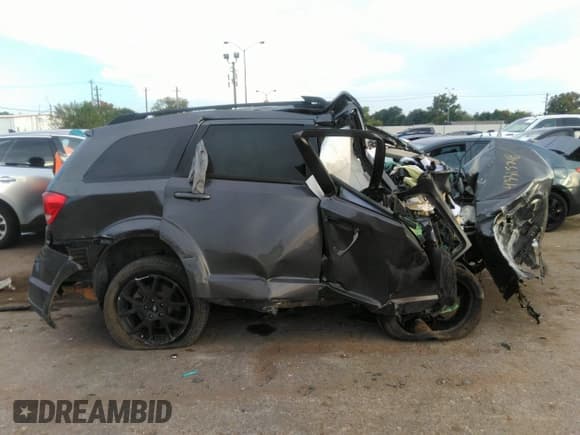 ✅ 2019 Dodge Journey SE • VIN: 3C4PDCBB9KT804421 • Lot: 43315748. Wystawiony na IAAI z przebiegiem Nie podano. Bezpłatny archiwum sprzedaży aukcyjnych z USA i szczegółowy raport historii pojazdu na DreamBid. Zdjęcie 13.