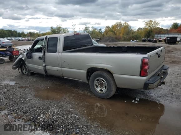 ✅ 2004 Chevrolet Silverado 1500 Work Truck • VIN: 1GCEC19V54E204447 • Лот: 76116284. Опубликован ранее на Copart с пробегом 285 385 миль. Бесплатный доступ к архиву аукционных продаж из США и подробный отчёт об истории автомобиля на DreamBid. Изображение 2.