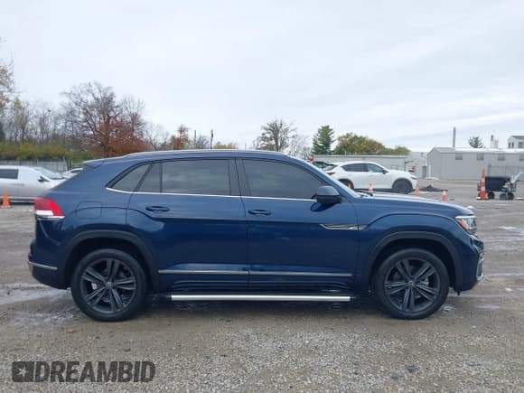 ✅ 2021 Volkswagen Atlas SE • VIN: 1V2RE2CA7MC204595 • Lot: 43610447. Listed on IAAI with 70,524 mi. Free auction sales archive from the USA and detailed vehicle history report at DreamBid. Image 13.