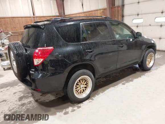 ✅ 2008 Toyota RAV4 • VIN: JTMBD35V485151859 • Lot: 43419553. Listed on IAAI with 298,461 mi. Free auction sales archive from the USA and detailed vehicle history report at DreamBid. Image 4.