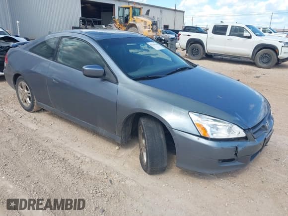 ✅ 2007 Honda Accord EX • VIN: 1HGCM72727A002732 • Lot: 43270784. Listed on IAAI with 242,541 mi. Free auction sales archive from the USA and detailed vehicle history report at DreamBid. Image 1.