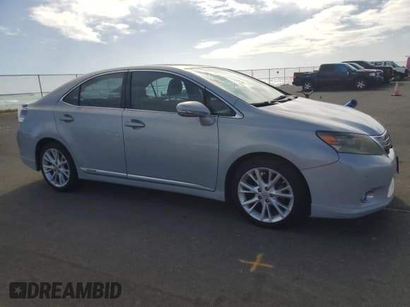 ✅ 2010 Lexus HS 250h • VIN: JTHBB1BA2A2018907 • Лот: 79086074. Опубликован ранее на Copart с пробегом 102 212 миль. Бесплатный доступ к архиву аукционных продаж из США и подробный отчёт об истории автомобиля на DreamBid. Изображение 4.