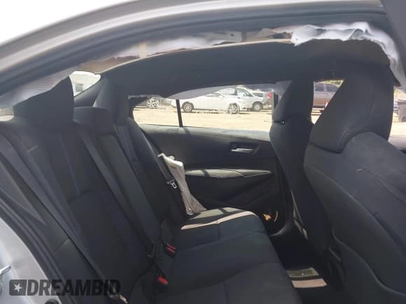 ✅ 2021 Toyota Corolla SE • VIN: 5YFS4MCE5MP094772 • Lot: 42833124. Wystawiony na IAAI z przebiegiem 43 731 mil. Bezpłatny archiwum sprzedaży aukcyjnych z USA i szczegółowy raport historii pojazdu na DreamBid. Zdjęcie 8.