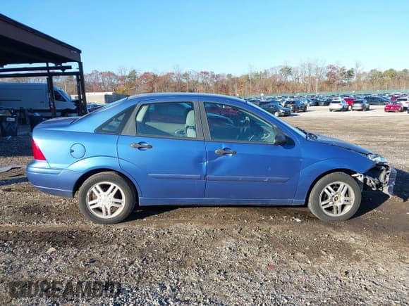 ✅ 2002 Ford Focus SE • VIN: 1FAFP34PX2W354984 • Lot: 43743564. Listed on IAAI with 155,683 mi. Free auction sales archive from the USA and detailed vehicle history report at DreamBid. Image 14.