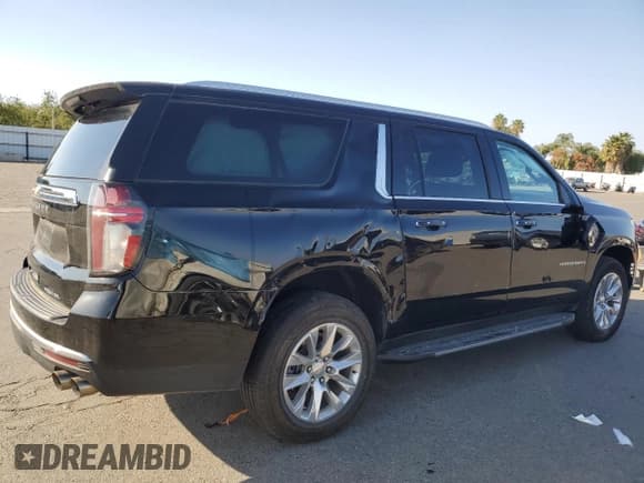 ✅ 2023 Chevrolet Suburban Premier • VIN: 1GNSKFKDXPR331977 • Lot: 80041644. Wystawiony na Copart z przebiegiem 56 981 mil. Bezpłatny archiwum sprzedaży aukcyjnych z USA i szczegółowy raport historii pojazdu na DreamBid. Zdjęcie 3.