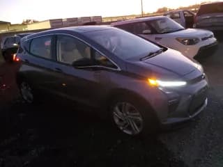 ✅ 2023 Chevrolet Bolt EV 1LT • VIN: 1G1FW6S09P4179935 • Lot: 82418354. Wystawiony na Copart z przebiegiem 46 041 mil. Bezpłatny archiwum sprzedaży aukcyjnych z USA i szczegółowy raport historii pojazdu na DreamBid. Zdjęcie 4.