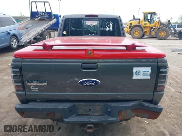 ✅ 2011 Ford Ranger XLT • VIN: 1FTKR4EE6BPB22950 • Lot: 42057972. Listed on IAAI with 114,834 mi. Free auction sales archive from the USA and detailed vehicle history report at DreamBid. Image 16.