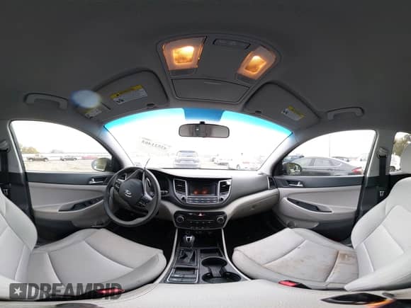 2017 Hyundai Tucson SE z VIN KM8J33A42HU585775, wystawiony jako IAAI lot #43521465 z przebiegiem 125 000 mil mil oraz . Historia ofert i sprzedaży dostępna na DreamBid. Obrazek 19.