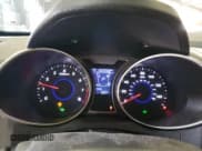 ✅ 2012 Hyundai Veloster w/Red Int • VIN: KMHTC6AD5CU034873 • Lot: 79425694. Wystawiony na Copart z przebiegiem 132 068 mil. Bezpłatny archiwum sprzedaży aukcyjnych z USA i szczegółowy raport historii pojazdu na DreamBid. Zdjęcie 9.