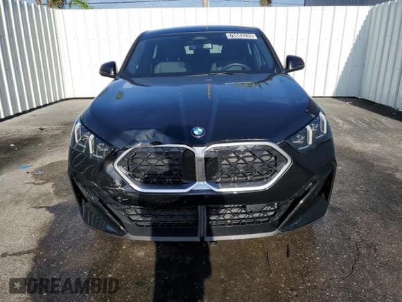 ✅ 2025 BMW X2 xDrive28i • VIN: WBX63GM01S5275700 • Lot: 70683235. Listed on Copart with 9,435 mi. Free auction sales archive from the USA and detailed vehicle history report at DreamBid. Image 5.