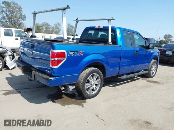 ✅ 2014 Ford F-150 XL • VIN: 1FTEX1CMXEKF54972 • Лот: 42438441. Опубликован ранее на IAAI с пробегом 114 676 миль. Бесплатный доступ к архиву аукционных продаж из США и подробный отчёт об истории автомобиля на DreamBid. Изображение 4.