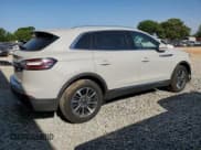 ✅ 2022 Lincoln Nautilus Standard • VIN: 2LMPJ6J95NBL23865 • Лот: 53480845. Опубликован ранее на Copart с пробегом Не указан. Бесплатный доступ к архиву аукционных продаж из США и подробный отчёт об истории автомобиля на DreamBid. Изображение 3.