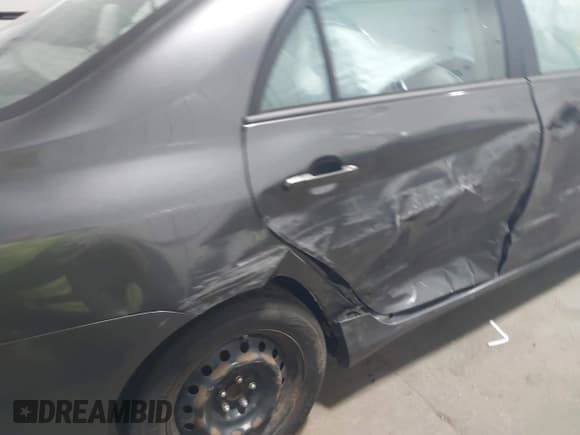 ✅ 2012 Toyota Corolla S • VIN: 2T1BU4EE4CC814350 • Lot: 43473007. Wystawiony na IAAI z przebiegiem 143 731 mil. Bezpłatny archiwum sprzedaży aukcyjnych z USA i szczegółowy raport historii pojazdu na DreamBid. Zdjęcie 6.