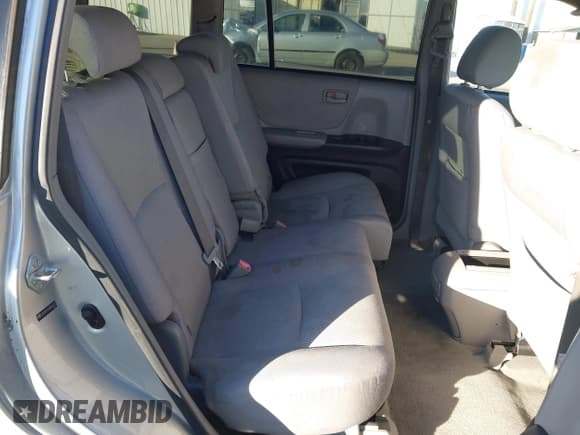 ✅ 2004 Toyota Highlander • VIN: JTEGP21A740025122 • Lot: 43899566. Wystawiony na IAAI z przebiegiem 291 788 mil. Bezpłatny archiwum sprzedaży aukcyjnych z USA i szczegółowy raport historii pojazdu na DreamBid. Zdjęcie 8.