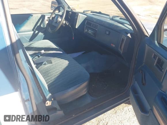 ✅ 1991 Chevrolet S-10 X96 • VIN: 1GCCS14Z0M0124278 • Лот: 43655789. Опубликован ранее на IAAI с пробегом 94 531 миль. Бесплатный доступ к архиву аукционных продаж из США и подробный отчёт об истории автомобиля на DreamBid. Изображение 5.