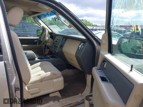 ✅ 2007 Ford Expedition Max XLT • VIN: 1FMFK16587LA98583 • Лот: 42310357. Опубликован ранее на IAAI с пробегом Не указан. Бесплатный доступ к архиву аукционных продаж из США и подробный отчёт об истории автомобиля на DreamBid. Изображение 5.