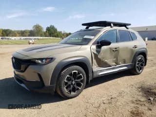 ✅ 2023 Mazda CX-50 Meridian Edition • VIN: 7MMVABXY3PN122441 • Lot: 81465805. Wystawiony na Copart z przebiegiem 39 459 mil. Bezpłatny archiwum sprzedaży aukcyjnych z USA i szczegółowy raport historii pojazdu na DreamBid. Zdjęcie 1.