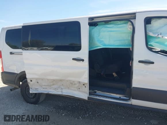 ✅ 2021 Ford Transit Passenger XLT • VIN: 1FBAX2Y87MKA32304 • Лот: 43164915. Опубликован ранее на IAAI с пробегом 96 967 миль. Бесплатный доступ к архиву аукционных продаж из США и подробный отчёт об истории автомобиля на DreamBid. Изображение 6.
