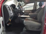 ✅ 2018 Ram 1500 Big Horn • VIN: 1C6RR7TT2JS237825 • Lot: 84774785. Wystawiony na Copart z przebiegiem 118 396 mil. Bezpłatny archiwum sprzedaży aukcyjnych z USA i szczegółowy raport historii pojazdu na DreamBid. Zdjęcie 7.