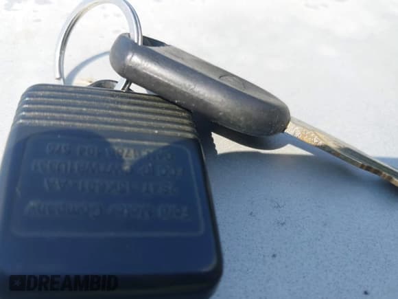 ✅ 2006 Ford Five Hundred Limited • VIN: 1FAFP25156G103763 • Лот: 42967859. Опубликован ранее на IAAI с пробегом 183 778 миль. Бесплатный доступ к архиву аукционных продаж из США и подробный отчёт об истории автомобиля на DreamBid. Изображение 11.